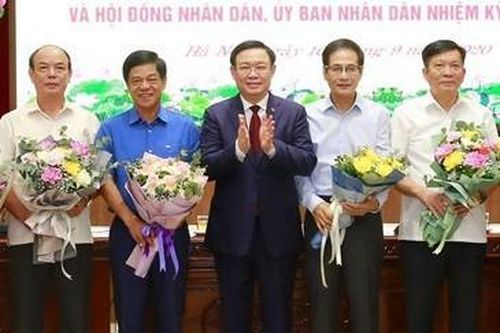 Hà Nội có 34 cán bộ nghỉ hưu trước tuổi