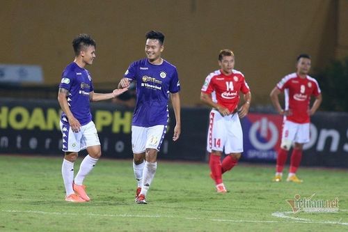 Quang Hải chói sáng, Hà Nội FC đè bẹp CLB TP.HCM
