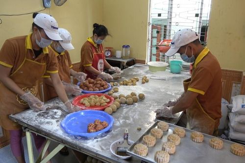QLTT Thừa Thiên Huế: Tăng cường kiểm soát thị trường dịp Tết Trung thu