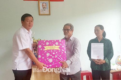 Bàn giao 6 căn nhà tình thương cho hộ nghèo tại hai huyện Thống Nhất và Trảng Bom