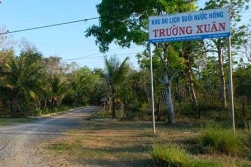 Kiểm tra, trả lời kiến nghị về dự án Khu du lịch Suối khoáng nóng Trường Xuân