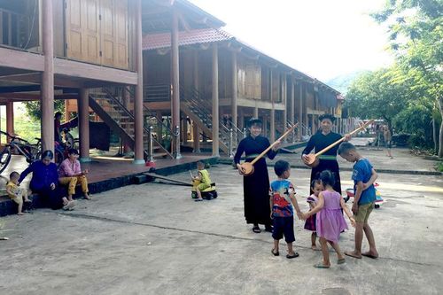 Người Tày Bó Củng giữ nếp nhà sàn