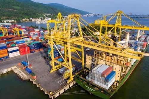 Việt Nam xuất siêu kỷ lục, đạt 13,5 tỷ USD