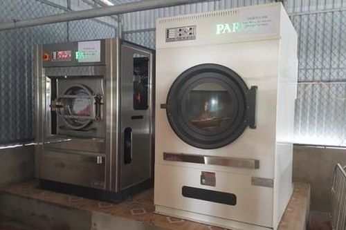 Máy giặt, máy sấy trong các bệnh viện huyện bị 'thổi' giá tiền tỷ