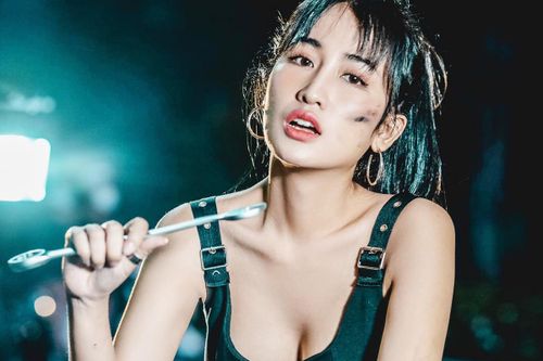 DJ Trang Moon: 'Tôi luôn mặc đồ mới khi quay King Of Rap'
