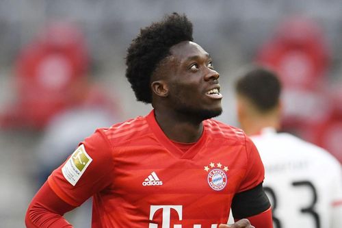 Alphonso Davies tăng giá gấp 8 lần sau một mùa giải