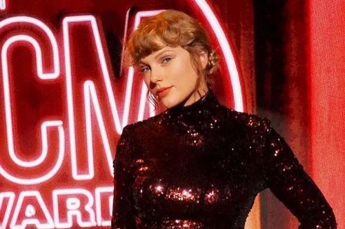 Taylor Swift nổi bật tại lễ trao giải ACM Awards