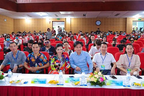 Khai mạc và thi Sơ khảo Giọng hát hay Hà Nội 2020