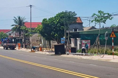 Dự án đèn đường chiếu sáng vi phạm hành lang bảo vệ, huyện Nghi Xuân 'cầu cứu' ngành điện