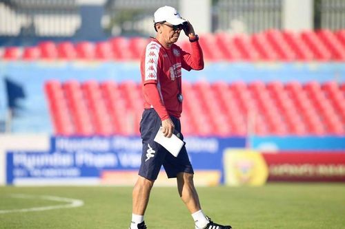 HLV Chung Hae-seong: Buồn vì thua 1-5 trước Hà Nội FC