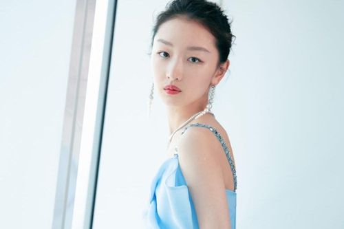 Châu Đông Vũ ra mắt được 10 năm: Người hâm mộ và cư dân mạng bày tỏ yêu thích diễn xuất tinh thâm của cô