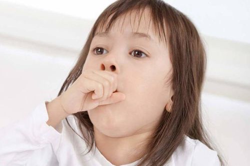 Cha mẹ cần lưu ý những gì khi chăm sóc trẻ mắc bệnh viêm đường hô hấp trên?