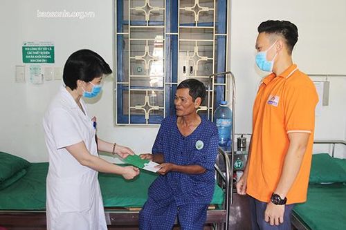 Bệnh viện Y dược cổ truyền Sơn La: 'Ngày đồng hành cùng người bệnh lần thứ 5'