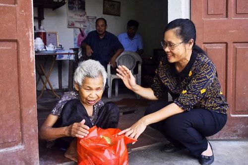 Người phụ nữ miệt mài 'gieo mầm' thiện