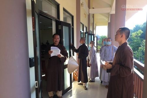 159 Tăng Ni trúng tuyển Học viện Phật giáo VN tại Huế