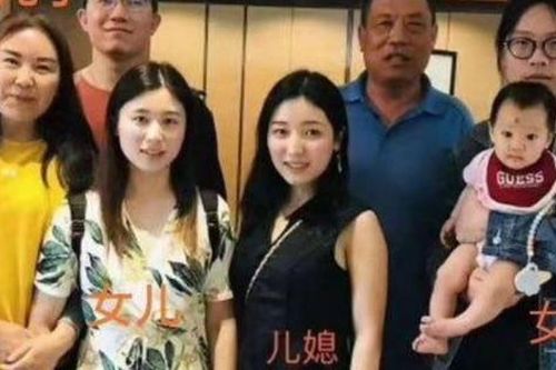 Vụ Chủ tịch bị con trai tố cưỡng bức con dâu: Lộ bằng chứng nạn nhân cùng bố chồng thực hiện hành vi nhạy cảm khiến dư luận đảo chiều