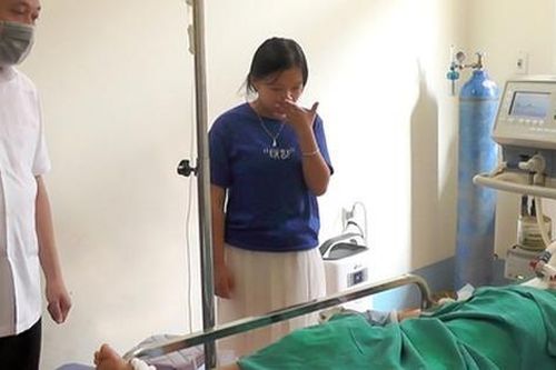 Diễn biến sức khỏe cháu bé 5 tuổi bị ông nội cầm dao chém vào đầu ở Hà Giang