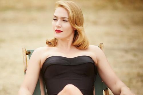 Vì sao Kate Winslet trốn trong cốp xe trên phim trường?
