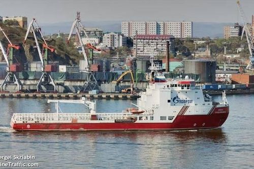 Tàu thứ hai của Gazprom đến Đức để hoàn thành Dòng chảy Phương Bắc 2