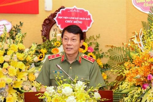 Thiếu tướng Lê Vân giữ chức Chủ tịch CLB bóng đá Công an nhân dân