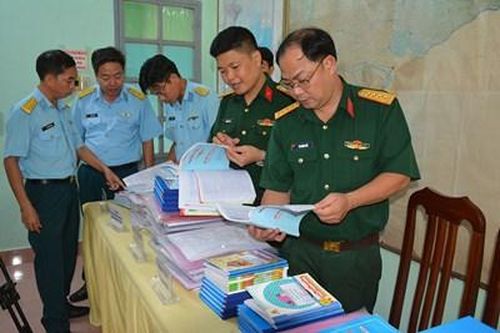 Nâng cao ý thức pháp luật cho thanh niên quân đội