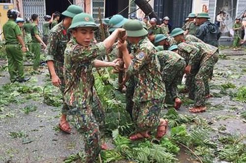 Khẩn trương giúp nhân dân ổn định cuộc sống