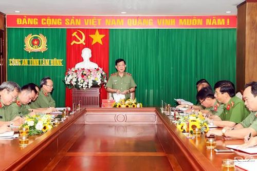 Thứ trưởng Bộ Công an Nguyễn Văn Sơn làm việc với Công an Lâm Đồng