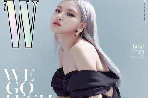 Rosé - Black Pink khoe vai trần và vòng một gợi cảm