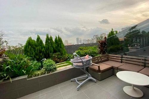 Đàm Thu Trang khoe sân thượng cực sang chảnh trong biệt thự 'khủng'