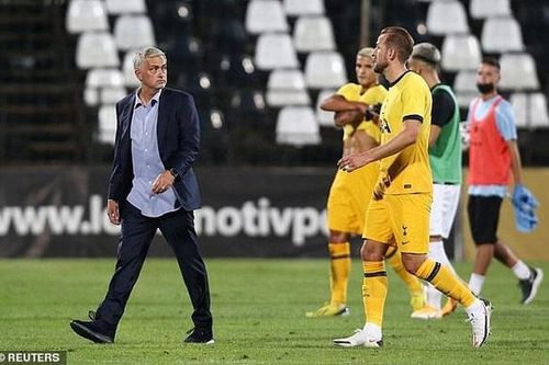 Mourinho cán mốc khủng, Juventus 'dứt tình' với Higuain