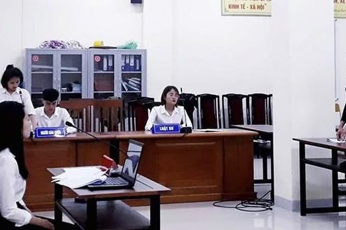 Khoa Luật Đại học Vinh: Hướng sinh viên phát triển năng lực cá nhân và trau dồi kỹ năng toàn diện