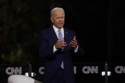 Ông Biden bác bỏ tuyên bố của TT Trump 'vaccine COVID-19 sẽ có trong vài tuần'