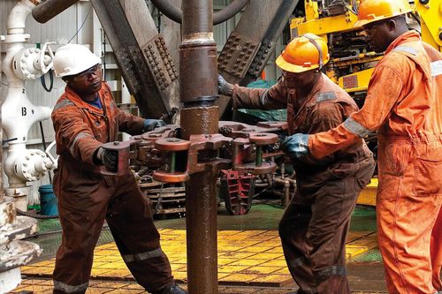 Triển vọng khó đoán, con đường phía trước của ngành công nghiệp dầu mỏ còn gian nan