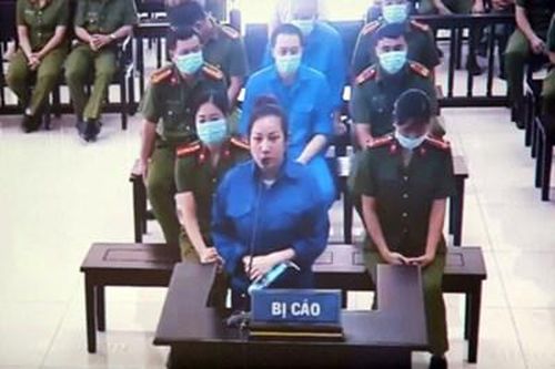 Xét xử vợ Đường 'Nhuệ' và nhóm cán bộ sai phạm trong đấu giá đất