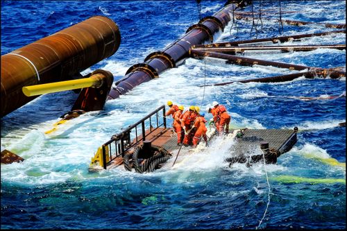 Ngành dầu khí vững vàng trước sóng gió của 'khủng hoảng kép'
