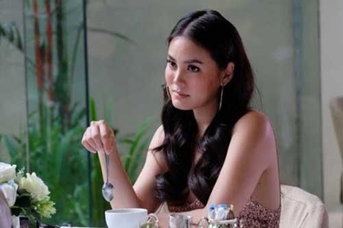 Thương chị gái phải sống cảnh làm dâu nên mẹ bảo tôi đến thăm dò cuộc sống của chị ấy, để rồi 'chết lặng' với những thứ nhìn thấy