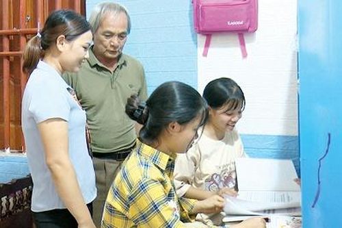 Người chắp cánh ước mơ