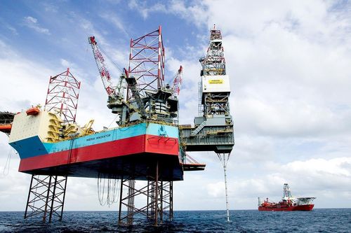 Giá dầu thô giảm trở lại sau 3 ngày tăng liên tiếp