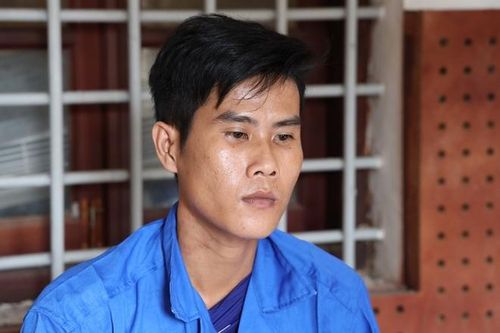 Đối tượng 'yêu vợ' dưới 16 tuổi ra đầu thú
