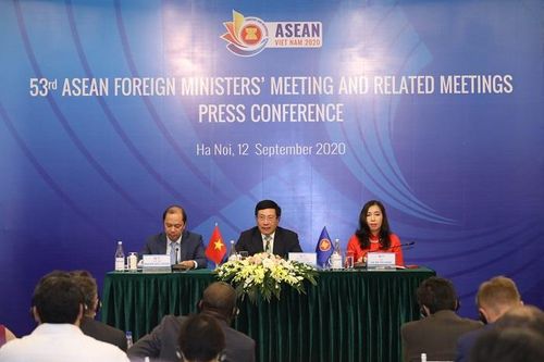 Các tuyên bố pháp lý ở Biển Đông đang mạnh lên