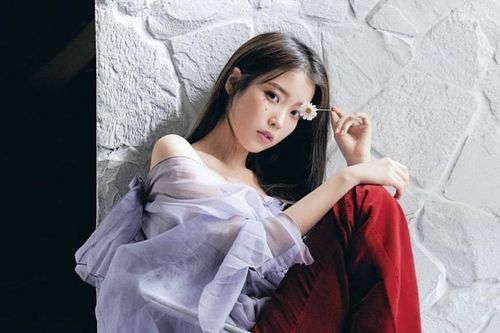 IU mất giọng vì hát 17 bài