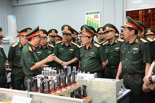 Phát triển công nghiệp quốc phòng theo hướng hiện đại, lưỡng dụng, trở thành mũi nhọn của công nghiệp quốc gia