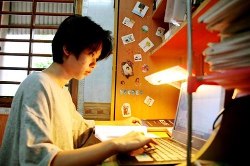 Tự học, nữ sinh 'trường làng' chinh phục IELTS 8.0