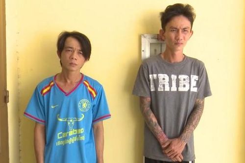 Hai anh em nửa đêm rủ nhau ra đường ăn trộm