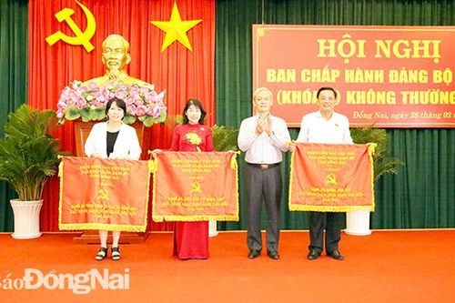 Xây dựng Đảng bộ trong sạch vững mạnh