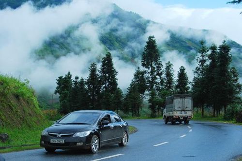Nhiệt độ Sa Pa giảm xuống dưới mức kỷ lục, rét ngọt 10 độ C