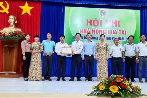 Hội thi Nhà nông đua tài huyện Đạ Huoai
