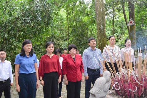 Đoàn công tác Trung ương thăm Khu di tích Quốc gia Đặc biệt Tân Trào