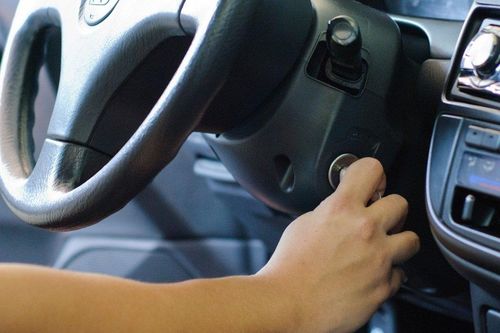 Lý do nào khiến ôtô không khởi động được?