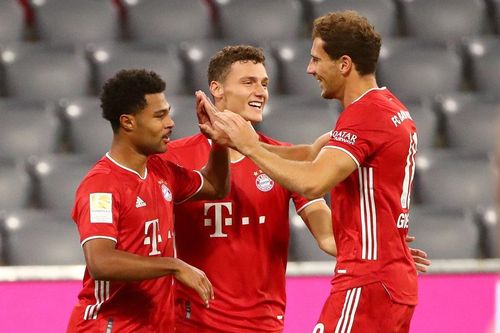 Bayern Munich vùi dập Schalke 8-0 ở trận mở màn Bundesliga